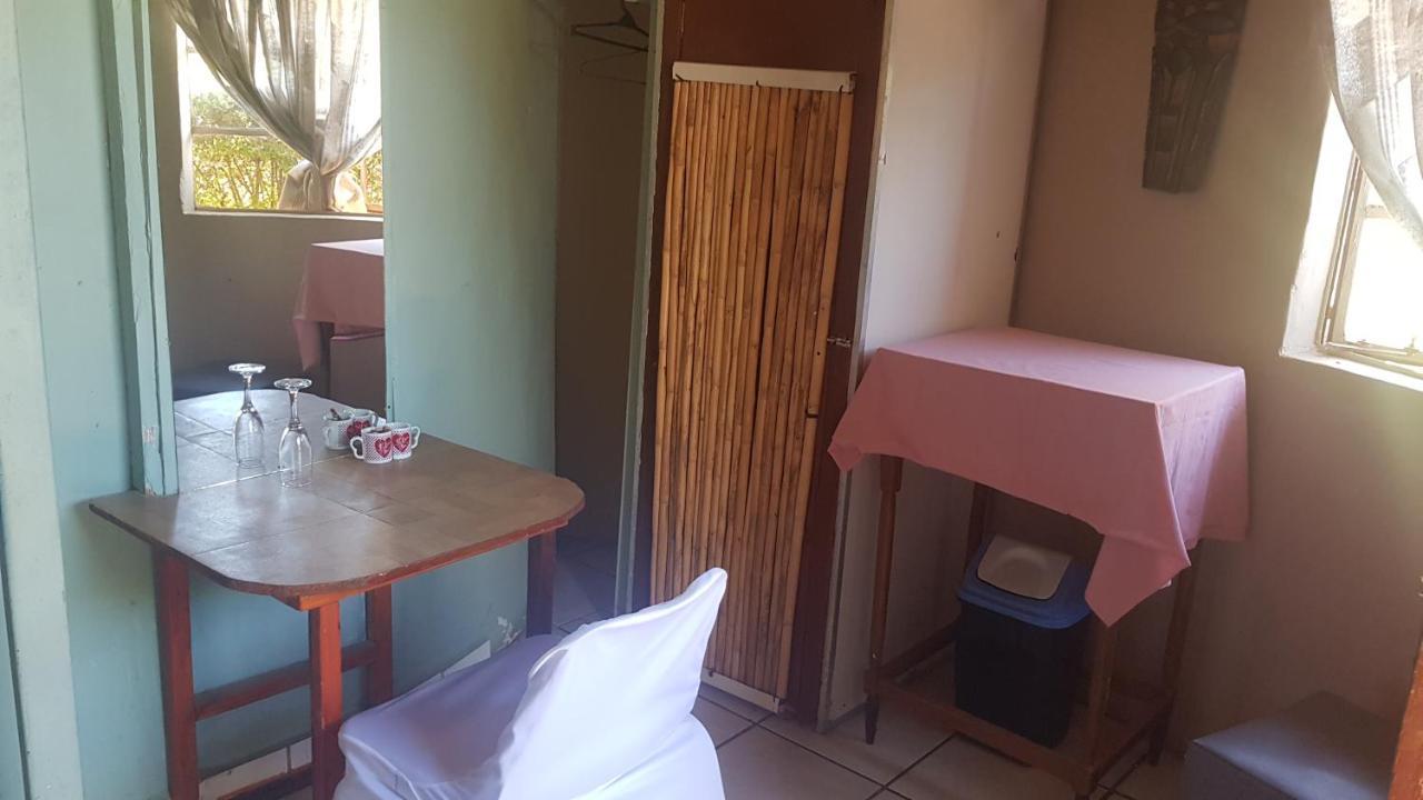 Chocks Guest House Lejone Luaran gambar